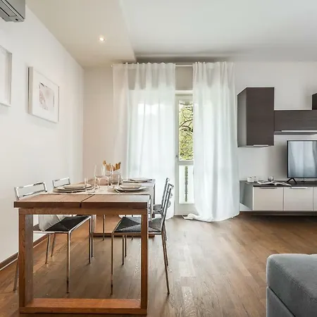 Emilia Life 公寓 *