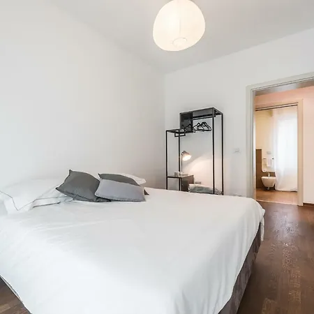 Emilia Life 公寓 *