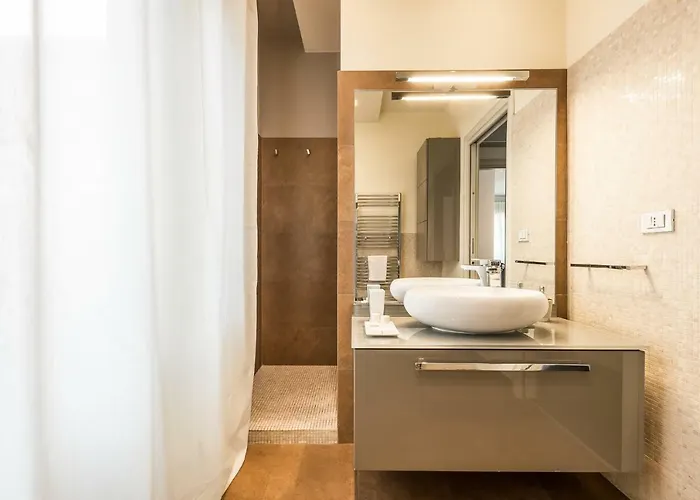 アパート Emilia Life *