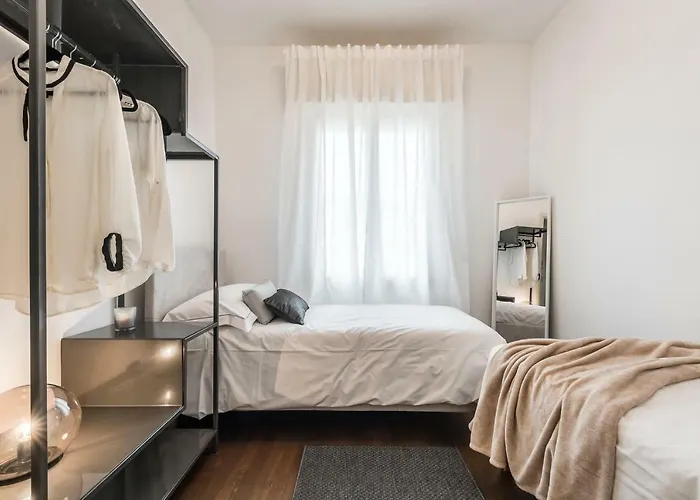 アパート Emilia Life